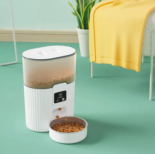 SmartServe Pet Feeder